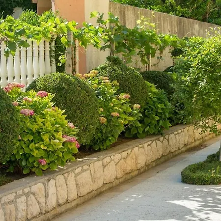 Lejlighed House Lopar