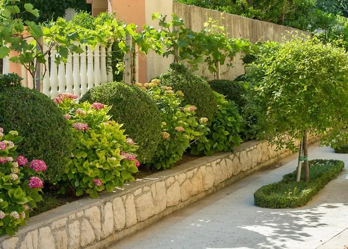 Apartment House Lopar