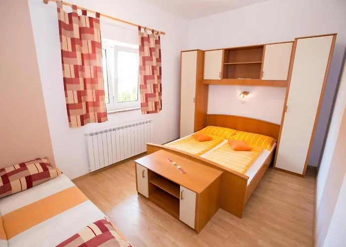 House Lopar