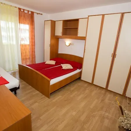 House Lopar